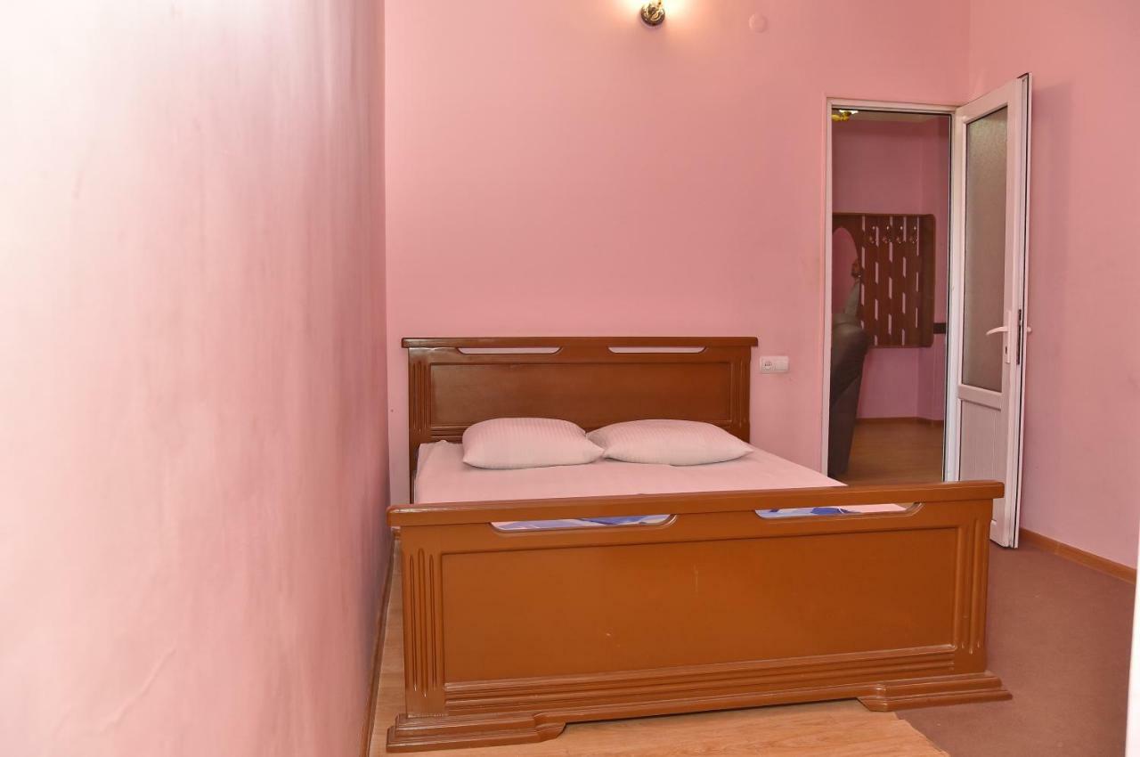 Zvartnots Ojakh Hotel Ereván Exterior foto