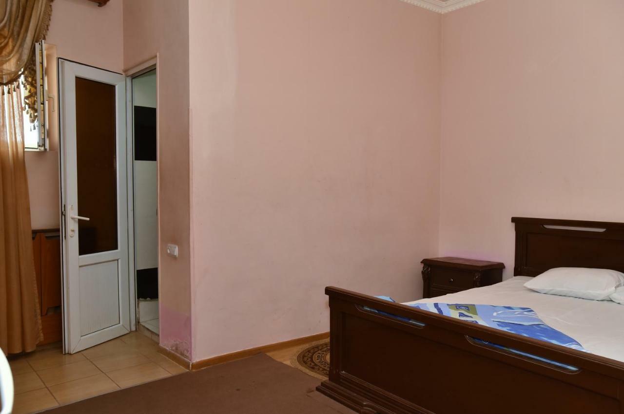 Zvartnots Ojakh Hotel Ereván Exterior foto